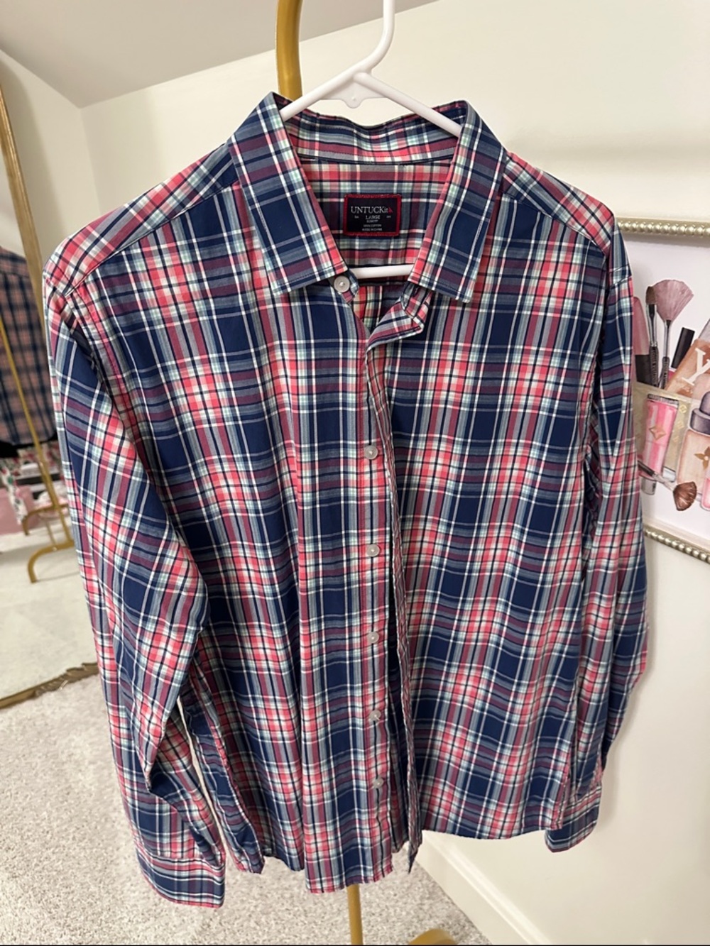 UNTUCKit Men's Navy and Red Plaid Button-Down Shirt - Classic Casual